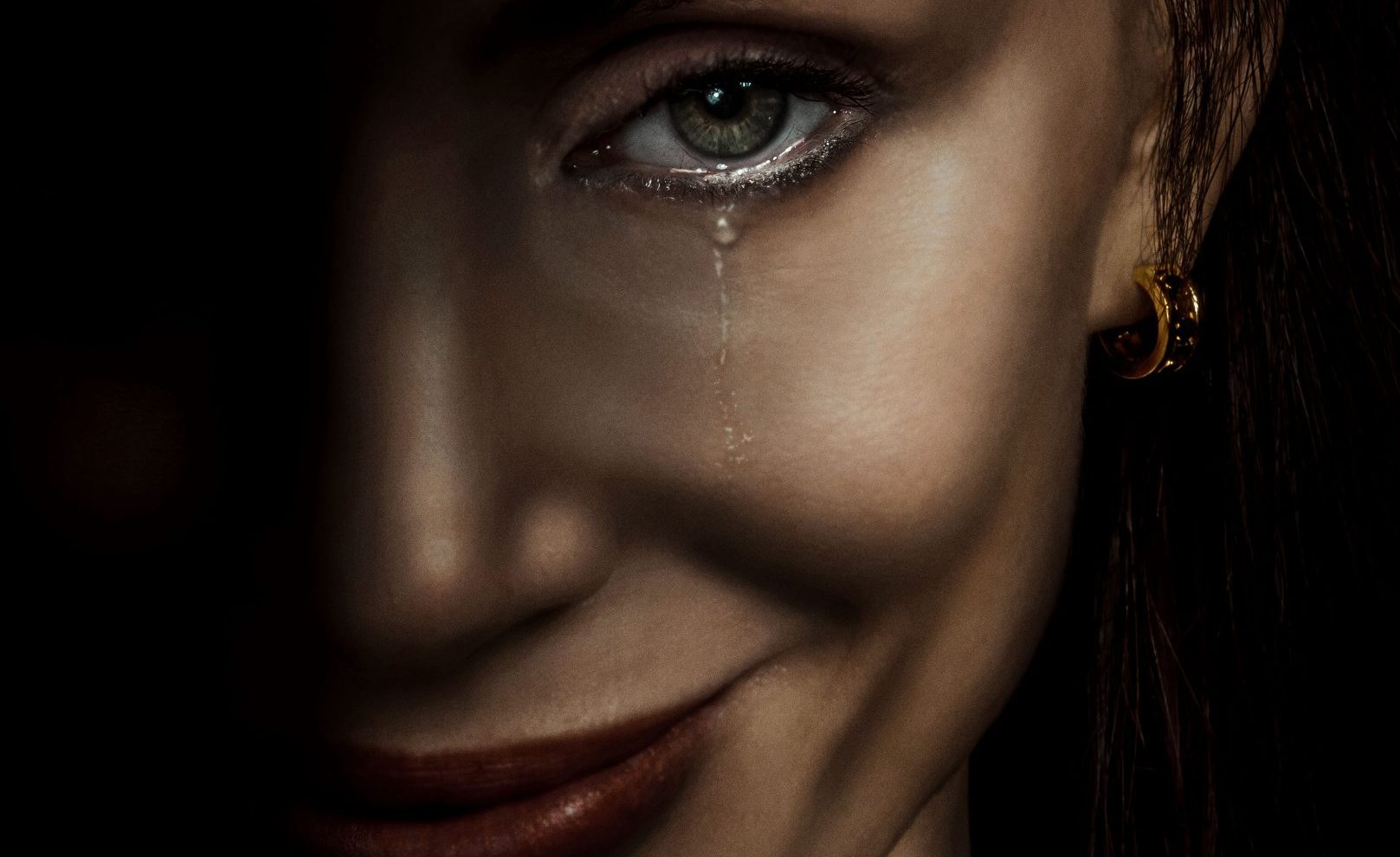 Universal Pictures lança primeiro trailer e cartaz de “Outra Mamãe”, novo longa de terror do produtor James Wan